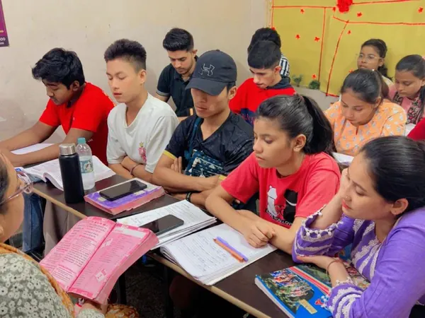 NIOS 12th admission students in class at Toppers Mantra